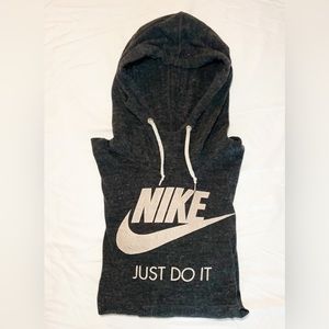 🩶 Nike Hoodie - size S | Athleisure must have!